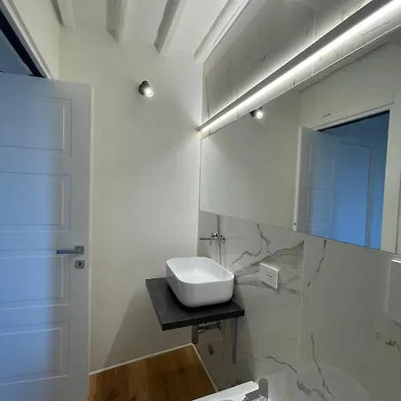 Pg Magic View - Center